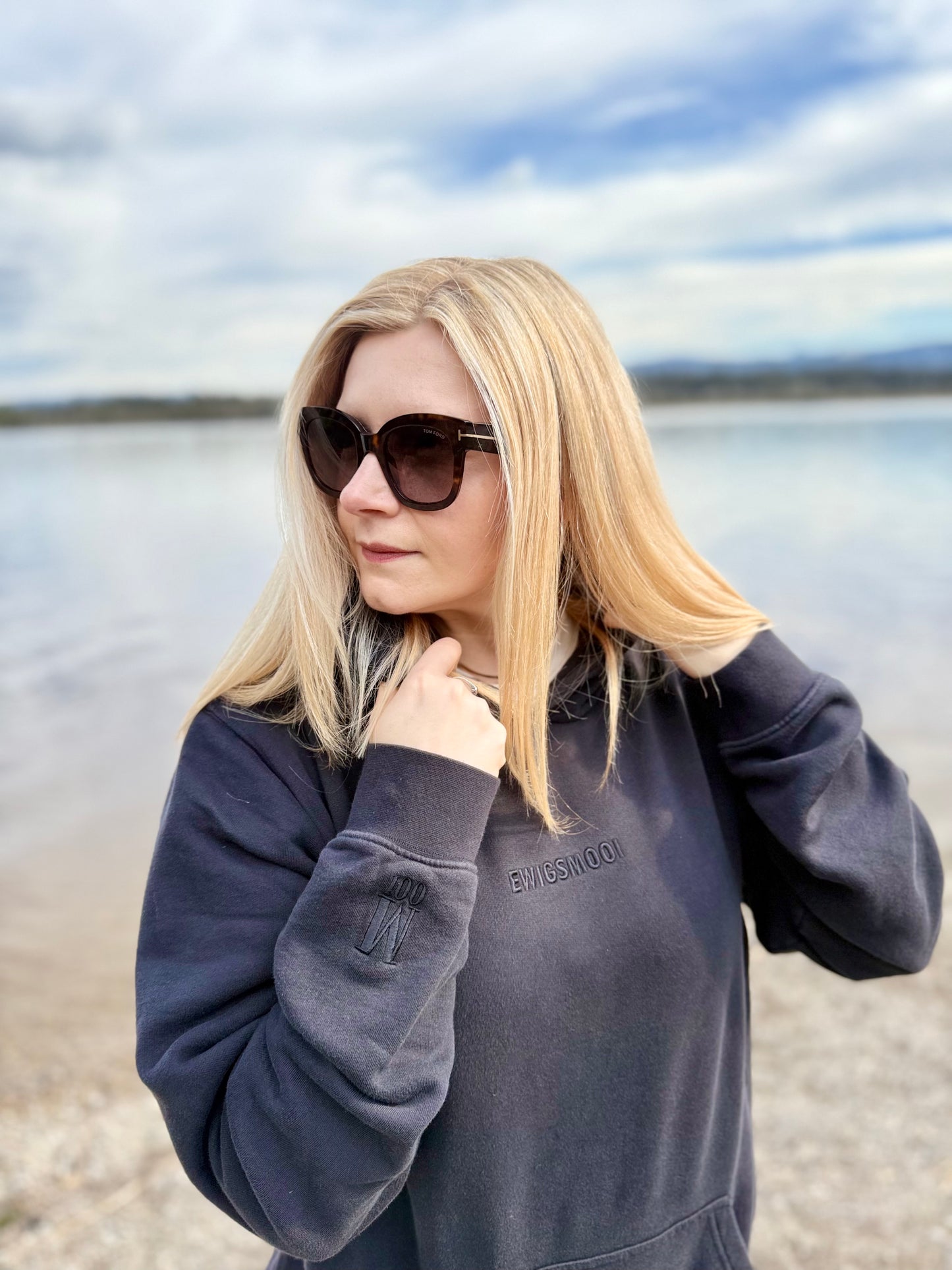 Hoodie Toni - black/black